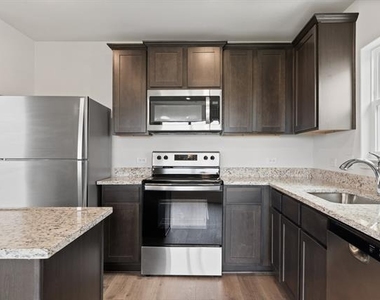 10016 Pilot Place - Photo Thumbnail 1
