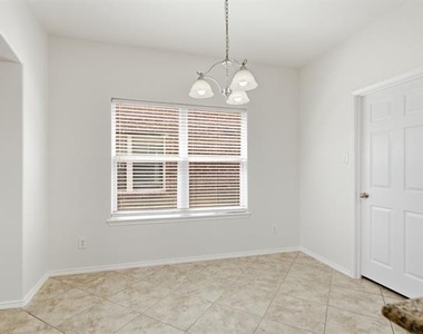 15636 Gatehouse Drive - Photo Thumbnail 12