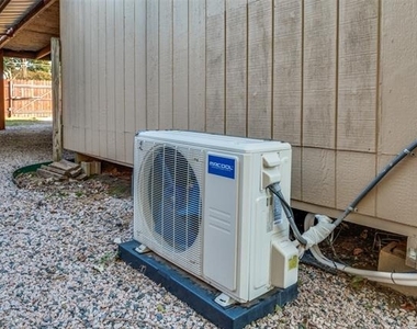 2601 Murphy Drive - Photo Thumbnail 13