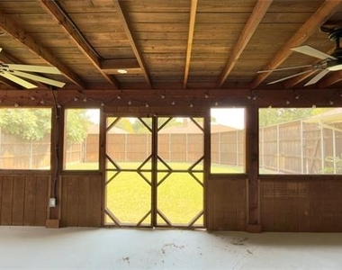 1920 Tampico Drive - Photo Thumbnail 22