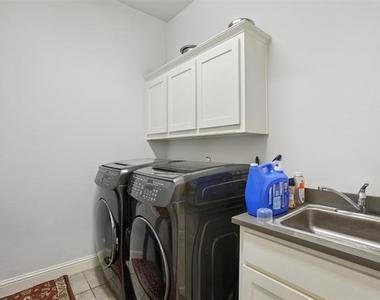 6209 Verbena Lane - Photo Thumbnail 34