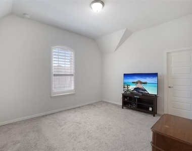6209 Verbena Lane - Photo Thumbnail 24