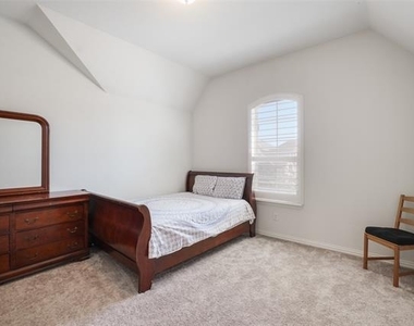 6209 Verbena Lane - Photo Thumbnail 18