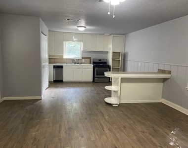 5513 Santa Barbara Avenue - Photo Thumbnail 7