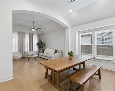 1613 Sandhill Lane - Photo Thumbnail 2