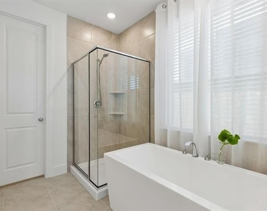 1613 Sandhill Lane - Photo Thumbnail 11