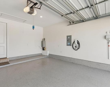 1613 Sandhill Lane - Photo Thumbnail 17