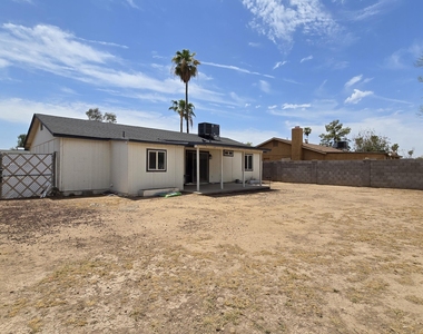 8012 W Highland Avenue - Photo Thumbnail 24