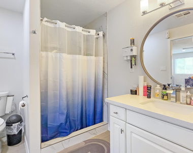 8012 W Highland Avenue - Photo Thumbnail 15