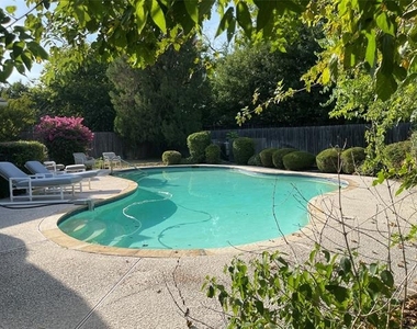 5611 Meletio Lane - Photo Thumbnail 18
