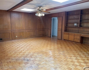 5611 Meletio Lane - Photo Thumbnail 5