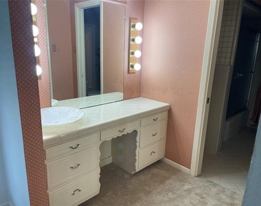 5611 Meletio Lane - Photo Thumbnail 11