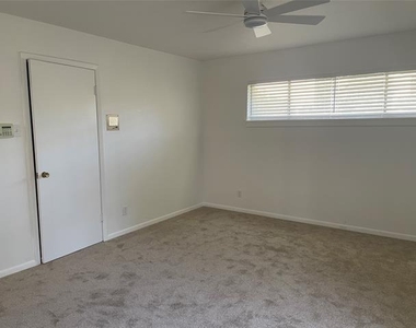5611 Meletio Lane - Photo Thumbnail 10