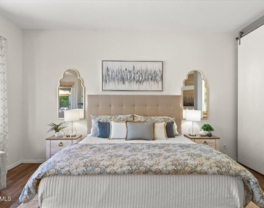 14257 N 106th Place - Photo Thumbnail 27