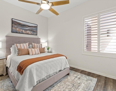 14257 N 106th Place - Photo Thumbnail 34