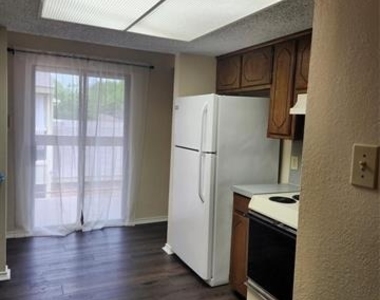 5029 Winder Court - Photo Thumbnail 8