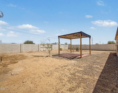 3360 W Madera Drive - Photo Thumbnail 27