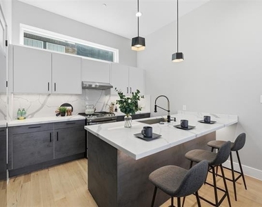 2214 Annex Avenue - Photo Thumbnail 8