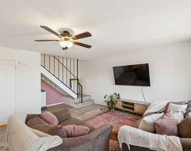 14413 N Boxwood Lane - Photo Thumbnail 4