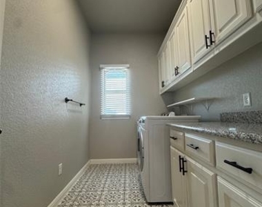 499 Christian Way - Photo Thumbnail 34