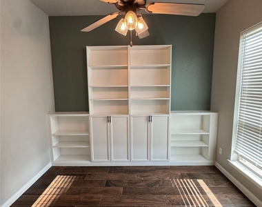 499 Christian Way - Photo Thumbnail 3