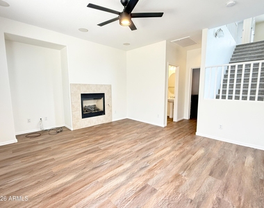 1275 E Marcella Lane - Photo Thumbnail 8