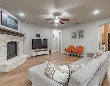 12163 Curry Creek Drive - Photo Thumbnail 11