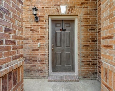 5946 Harbor Glen Drive - Photo Thumbnail 2