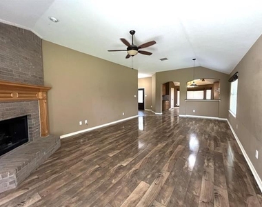 1234 Iowa Road - Photo Thumbnail 3