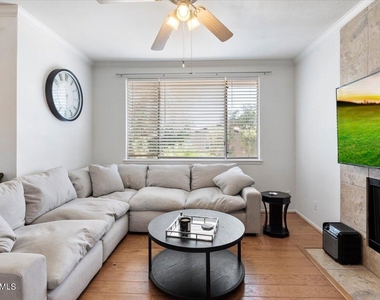 7009 E Acoma Drive - Photo Thumbnail 3