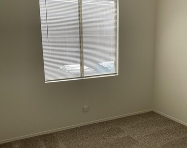 4722 E Chisum Trail - Photo Thumbnail 9