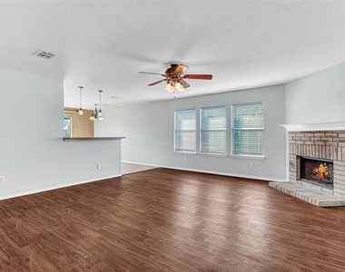 2600 Terrace Drive - Photo Thumbnail 5
