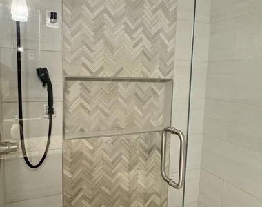 10511 N 117th Place - Photo Thumbnail 45