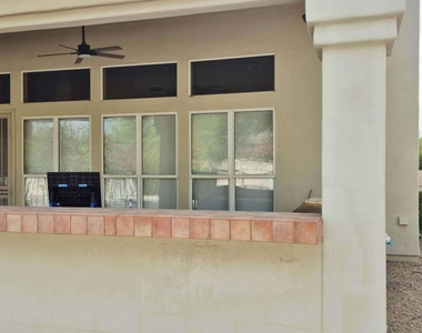 10511 N 117th Place - Photo Thumbnail 48