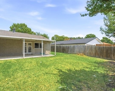 1616 Stockton Trail - Photo Thumbnail 23