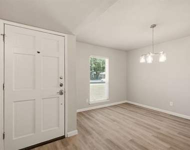 1616 Stockton Trail - Photo Thumbnail 1