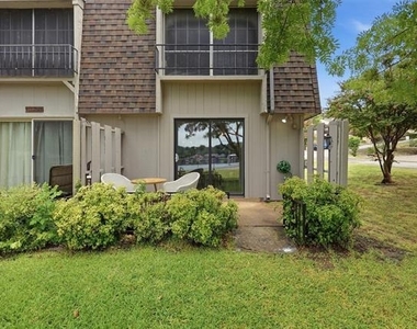 4318 Overlook Court - Photo Thumbnail 1