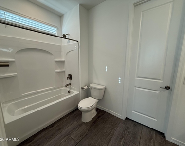 4248 W Brenley Drive - Photo Thumbnail 13