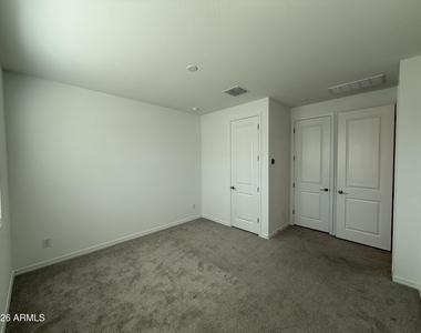 4248 W Brenley Drive - Photo Thumbnail 8
