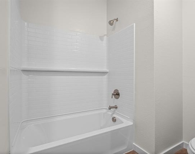 936 Cawthorne Trail - Photo Thumbnail 11