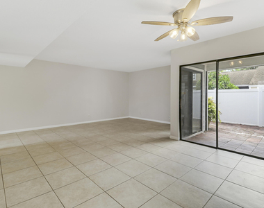 202 Lakewood Drive - Photo Thumbnail 15