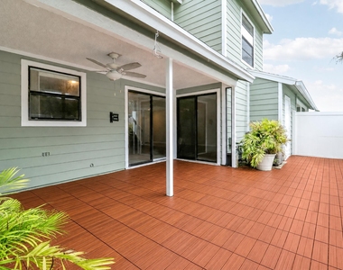 202 Lakewood Drive - Photo Thumbnail 17