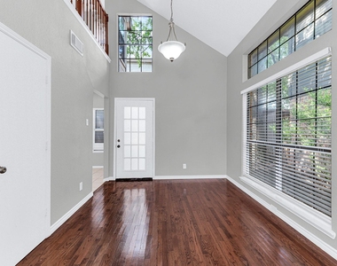 29 Buchanan Place - Photo Thumbnail 5