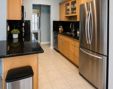 2041 Sw 23rd Avenue - Photo Thumbnail 14