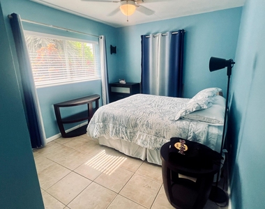 2041 Sw 23rd Avenue - Photo Thumbnail 26