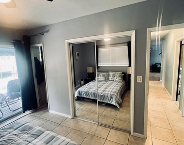 2041 Sw 23rd Avenue - Photo Thumbnail 24