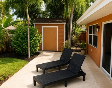 2041 Sw 23rd Avenue - Photo Thumbnail 9