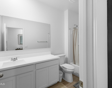 25332 N 184th Lane - Photo Thumbnail 6