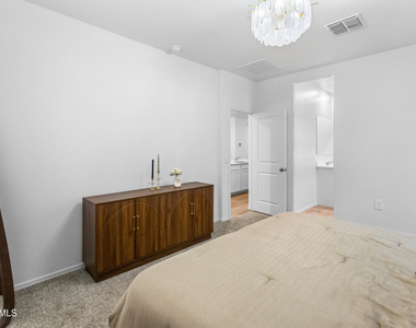25332 N 184th Lane - Photo Thumbnail 19