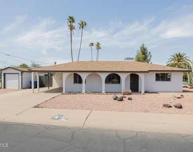1140 W 7th Street - Photo Thumbnail 1